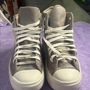 Women's High-Top Sneakers - Gray and White